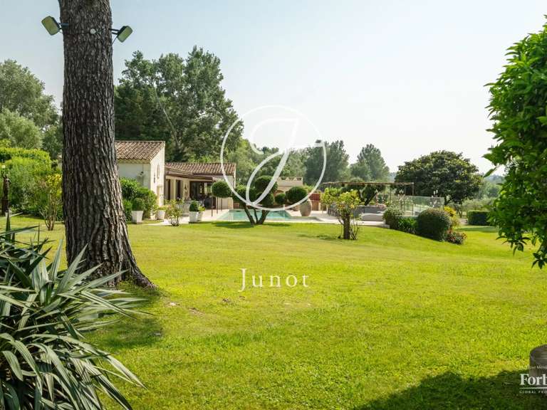 Maison Raphele-les-arles - 8 chambres - 640m²