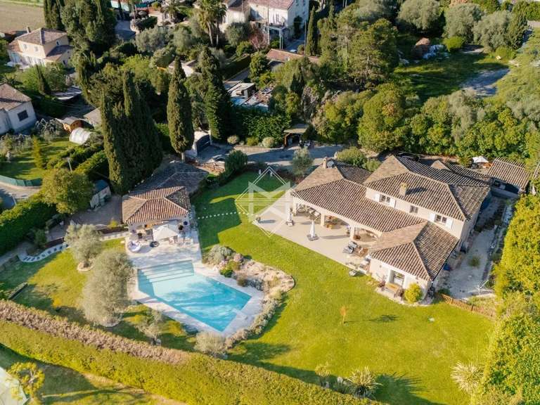 Villa Mougins - 5 chambres - 246m²