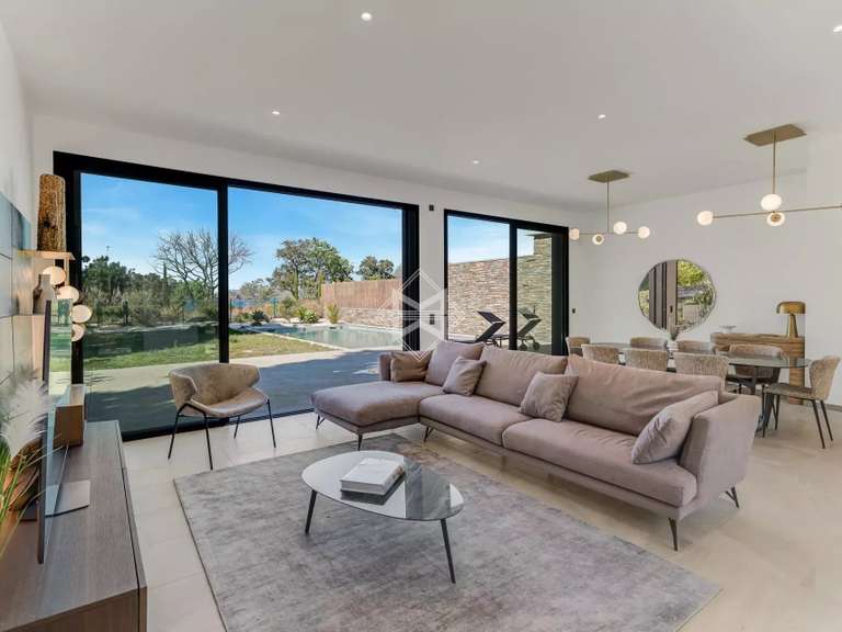 Villa with Sea view Gassin - 6 bedrooms - 350m²