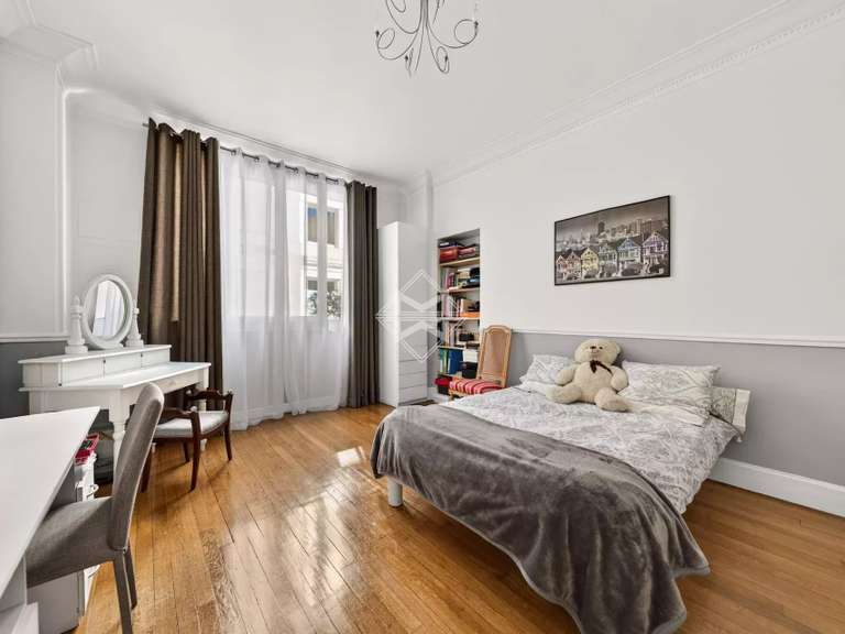 Appartement Neuilly-sur-Seine - 5 chambres - 295m²