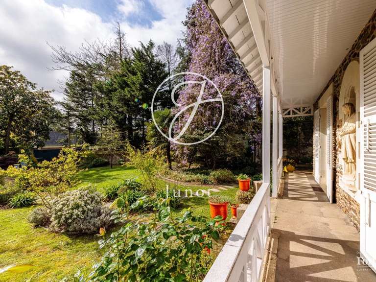 House Nantes - 4 bedrooms - 259m²
