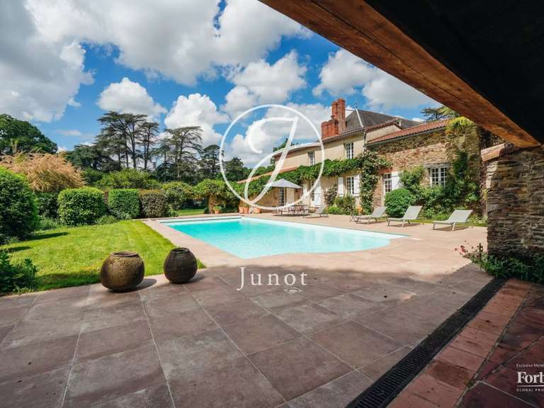 House Nantes - 5 bedrooms - 447m²