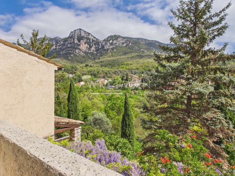 Maison Le Bar-sur-Loup - 3 chambres - 162m²