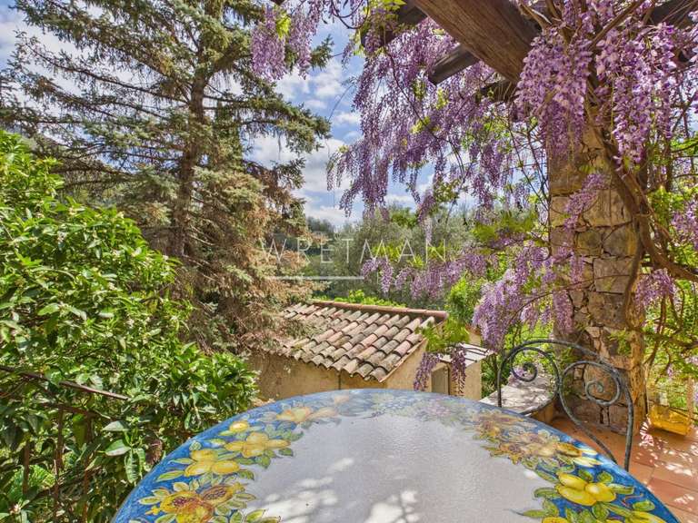 Maison Le Bar-sur-Loup - 3 chambres - 162m²