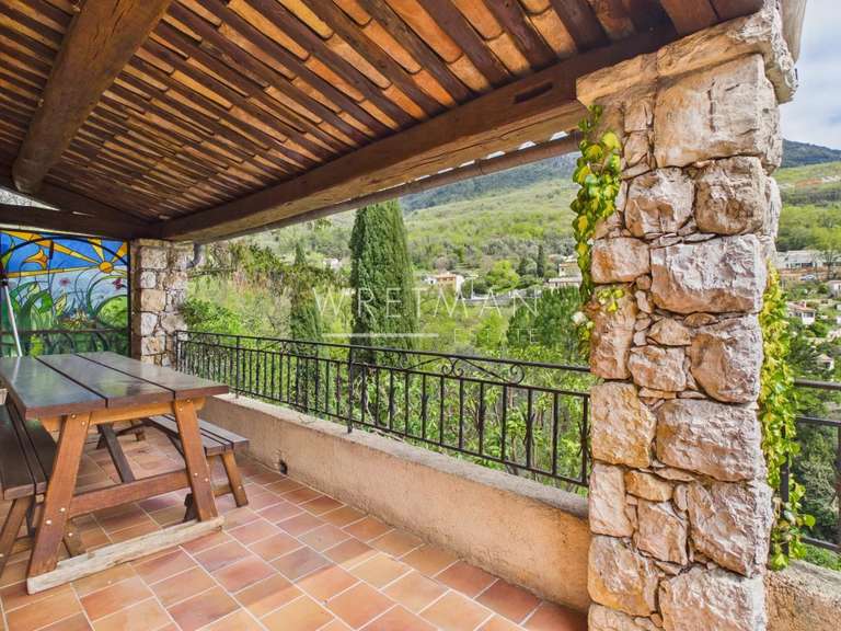 Maison Le Bar-sur-Loup - 3 chambres - 162m²