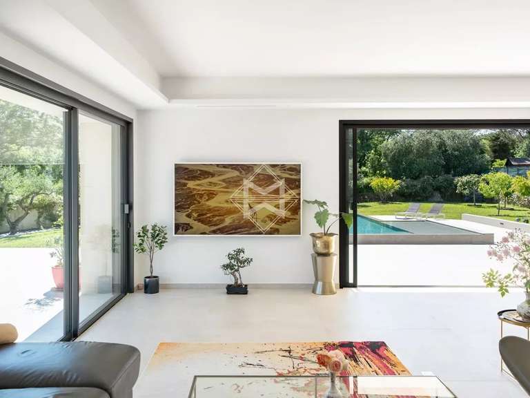 Villa Valbonne - 6 bedrooms - 330m²