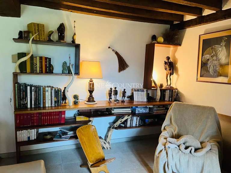 House Mazerolles - 6 bedrooms - 289m²