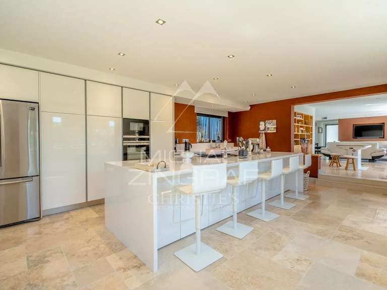 Villa Sainte-Maxime - 4 bedrooms - 293m²