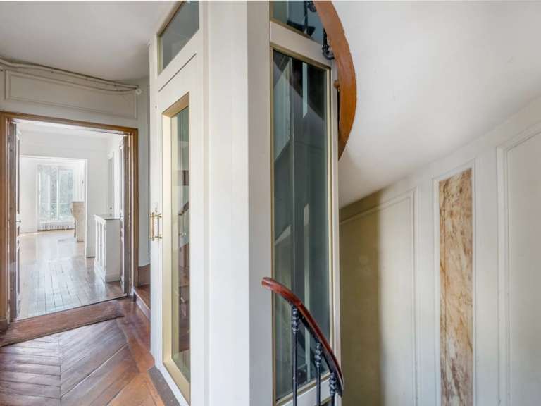 Apartment Paris 7e - 2 bedrooms - 84m²