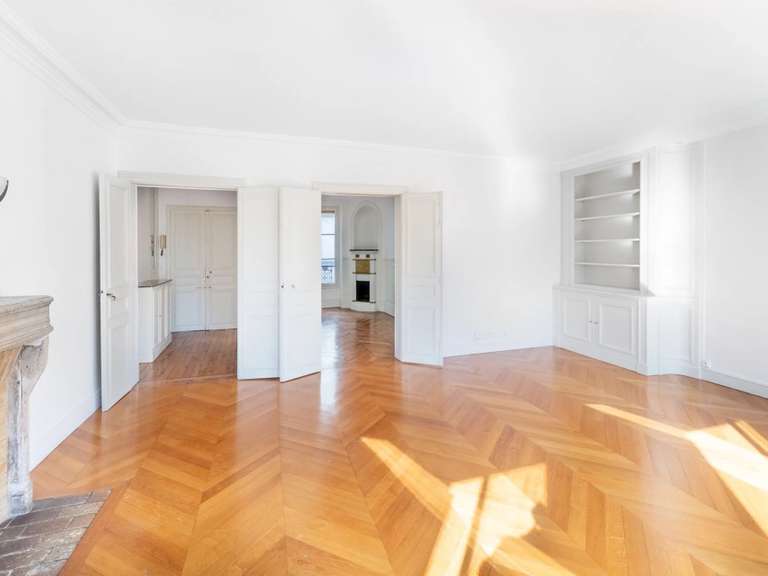 Apartment Paris 7e - 2 bedrooms - 84m²