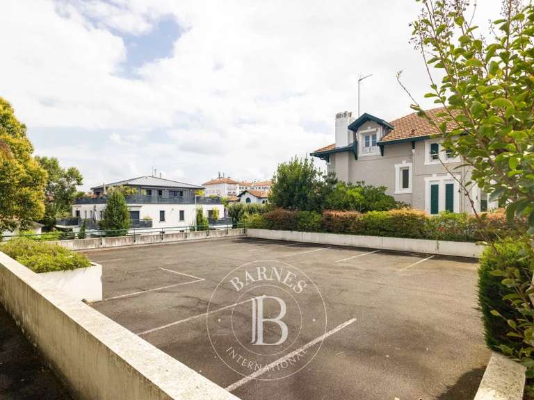 Maison Bayonne - 10 chambres - 500m²