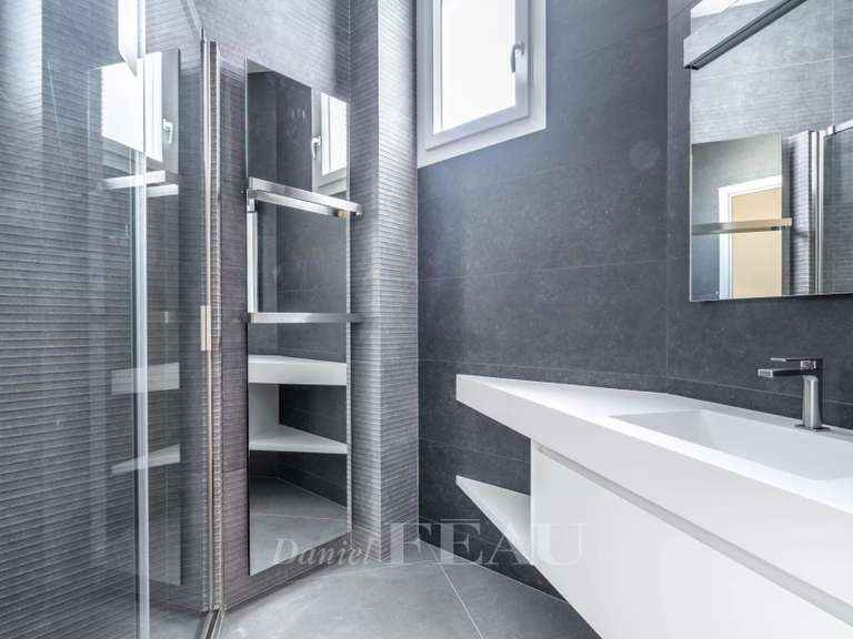 Appartement Paris 6e - 4 chambres - 184m²