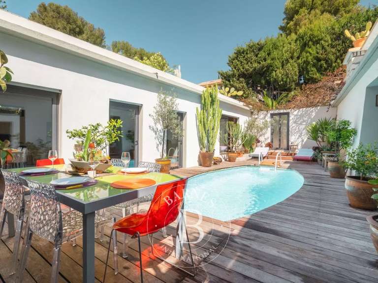 Maison Cassis - 3 chambres - 233m²