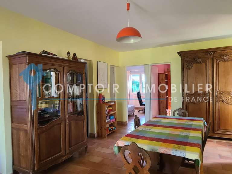 Villa Nîmes - 5 bedrooms - 261m²