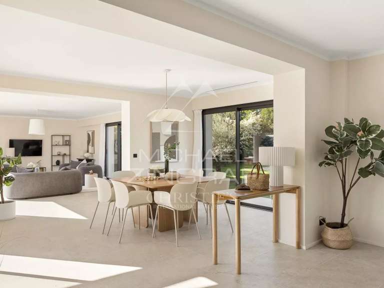 Villa Saint-Paul-de-Vence - 5 bedrooms - 295m²