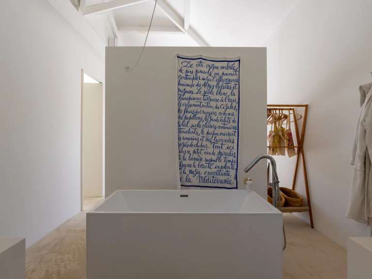 House Saint-Paul-de-Vence - 3 bedrooms - 222m²