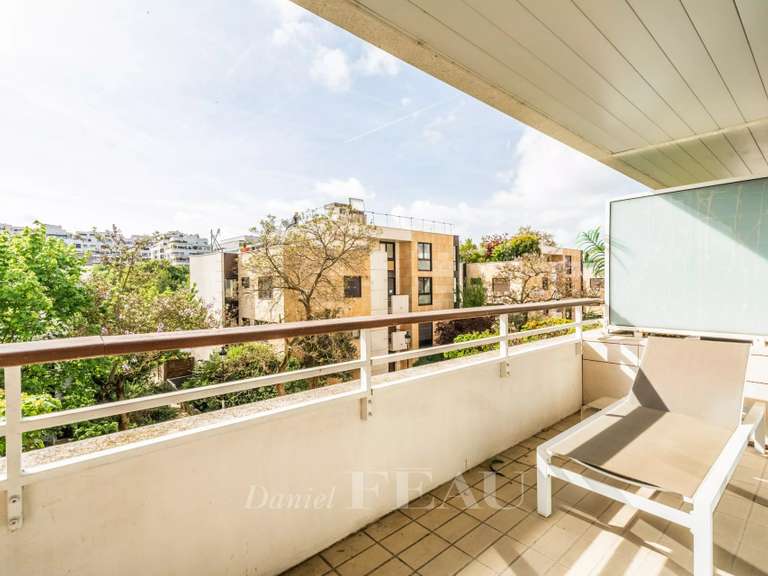 Apartment Neuilly-sur-Seine - 2 bedrooms - 77m²