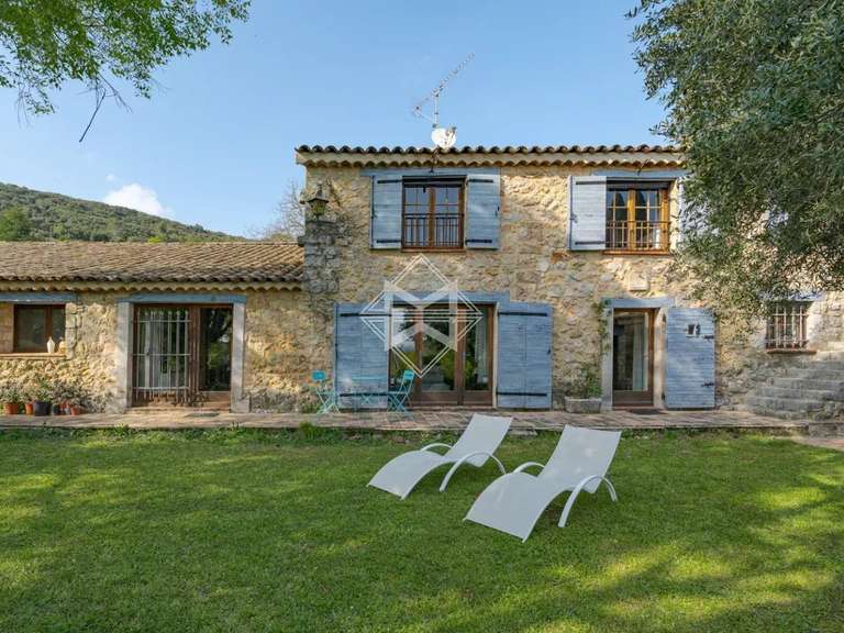 Villa Montauroux - 3 chambres - 324m²