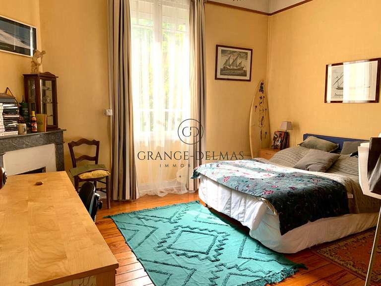 House Bordeaux - 7 bedrooms - 207m²