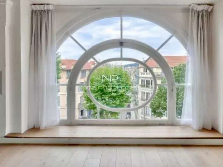 Appartement Nice - 2 chambres - 109m²