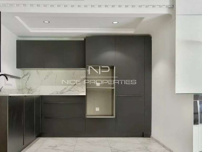 Appartement Nice - 2 chambres - 109m²