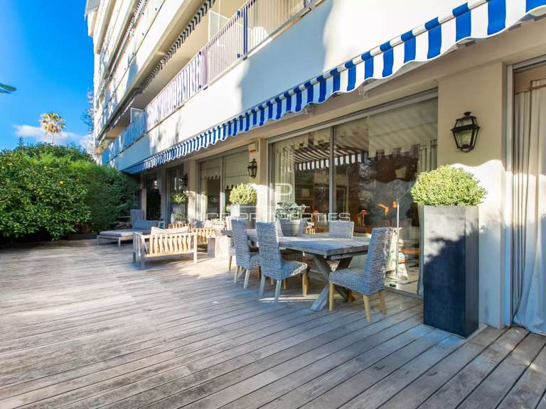 Appartement Nice - 3 chambres - 246m²