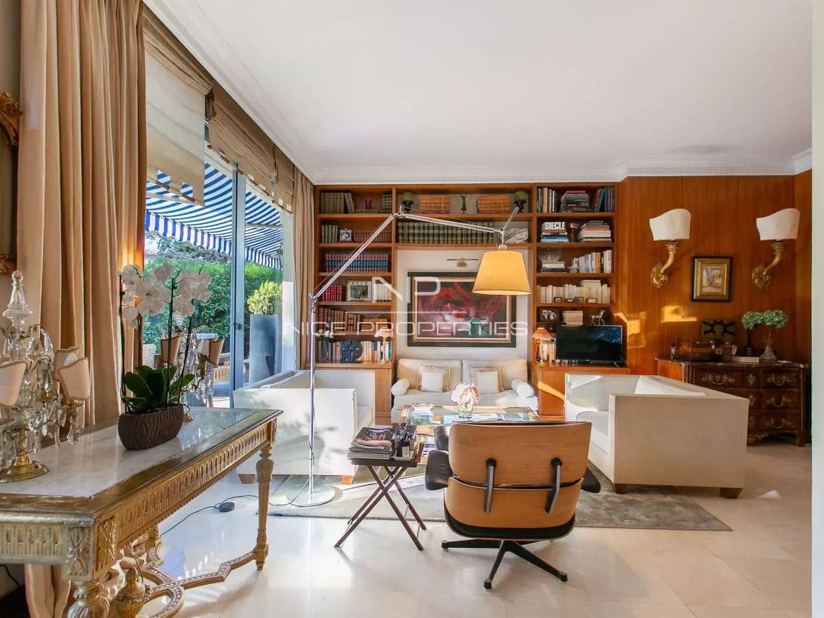 Apartment Nice