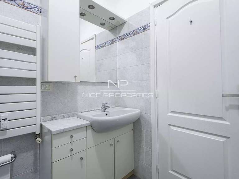 Apartment Nice - 2 bedrooms - 65m²