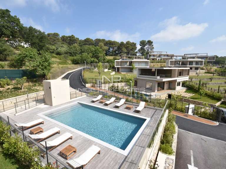 Appartement Mougins - 2 chambres - 82m²