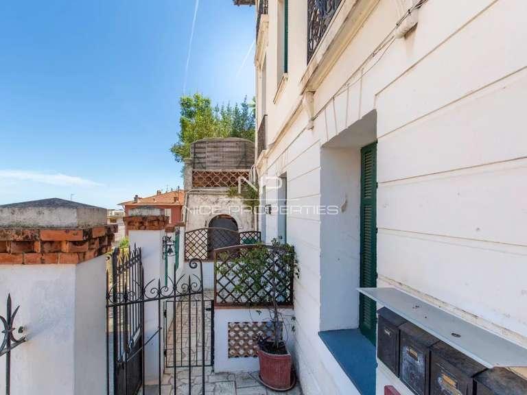 Apartment Beaulieu-sur-Mer - 2 bedrooms - 80m²