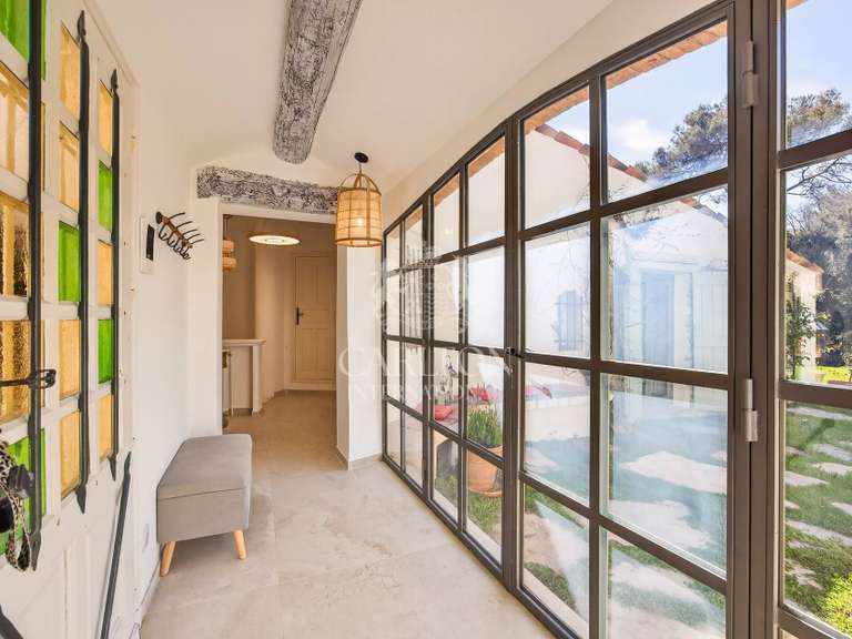 Propriété Saint-Paul-de-Vence - 5 chambres - 230m²