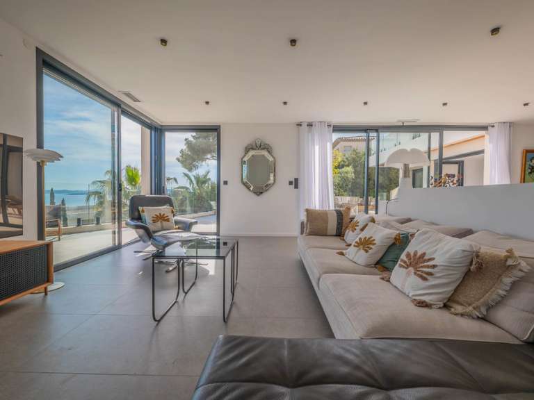 Villa avec Vue sur mer Roquebrune-sur-Argens - 5 chambres - 350m²
