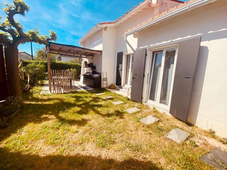Villa Saint-Cyprien - 5 bedrooms - 150m²