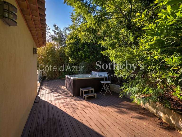 Maison avec Vue sur mer Roquebrune-sur-Argens - 5 chambres - 216m²