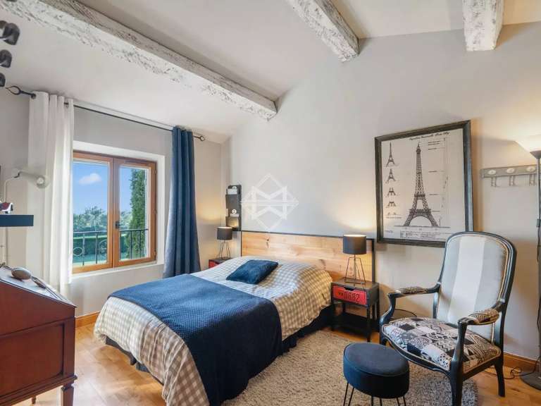House Tourrettes - 5 bedrooms - 196m²