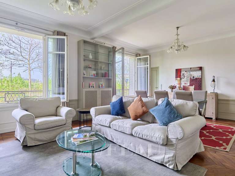 Appartement Paris 16e - 2 chambres - 95m²