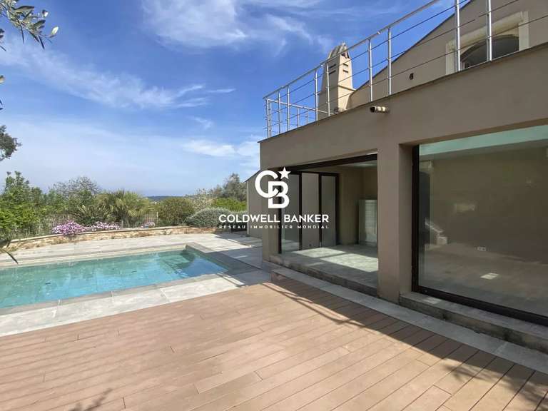 House Cogolin - 4 bedrooms - 255m²