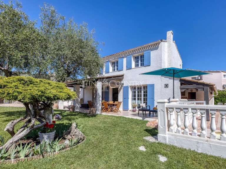 Villa La Roquette-sur-Siagne - 5 bedrooms - 146m²