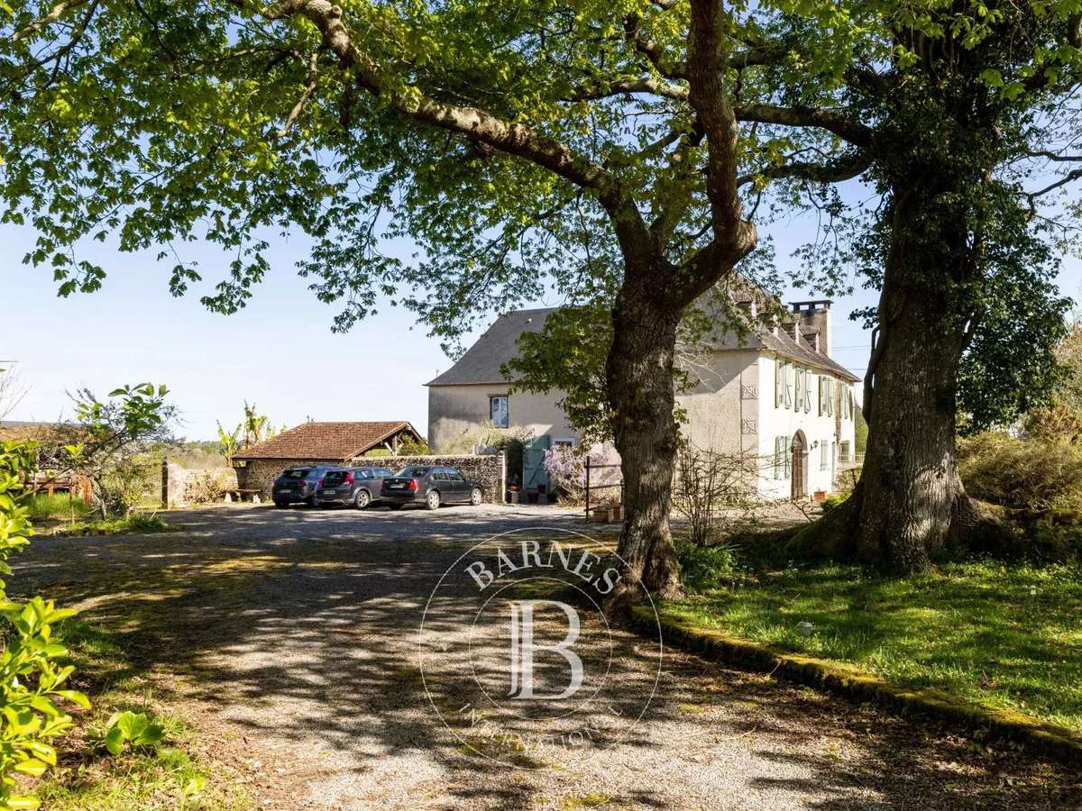 Unusual property Navarrenx