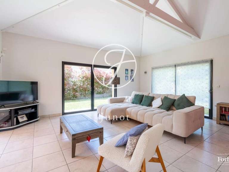 House Vertou - 4 bedrooms - 148m²