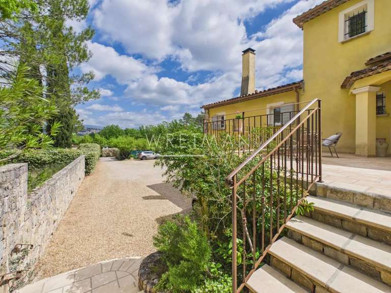 Villa Fayence - 3 bedrooms - 260m²