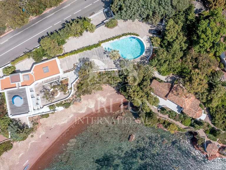 Villa with Sea view Saint-Raphaël - 5 bedrooms - 450m²
