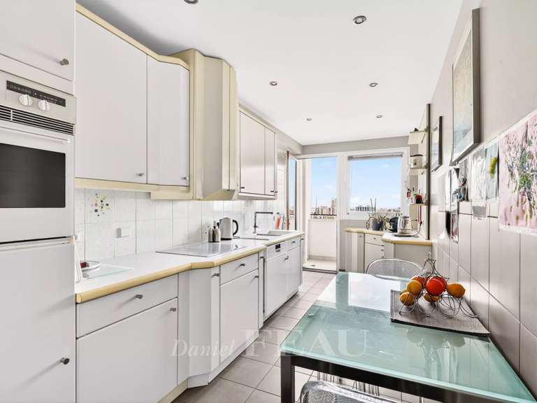 Appartement Paris 20e - 3 chambres - 131m²