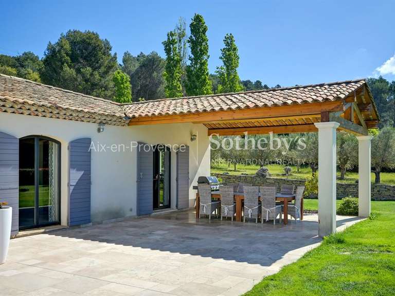 House Aix-en-Provence - 4 bedrooms - 240m²