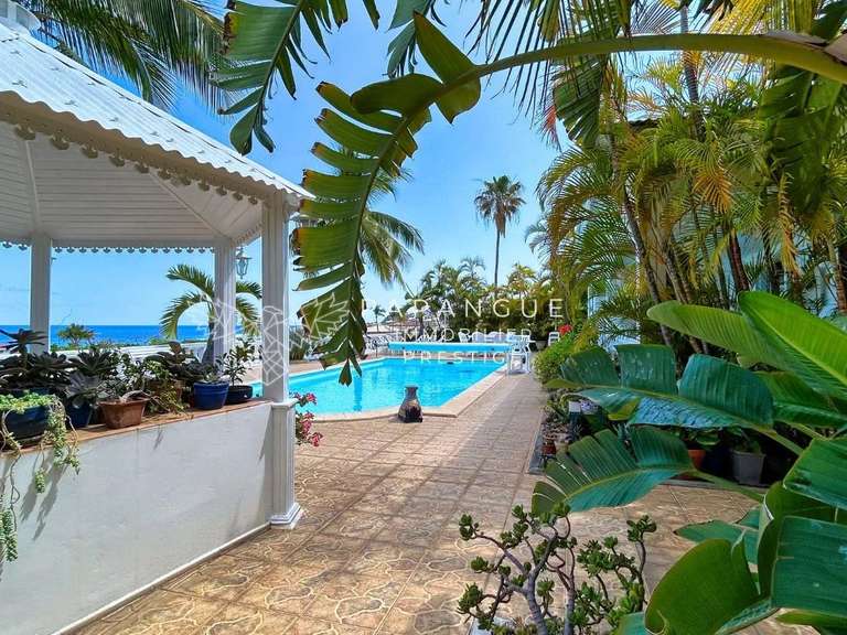 House with Sea view Saint-gilles-les-bains - 5 bedrooms - 145m²