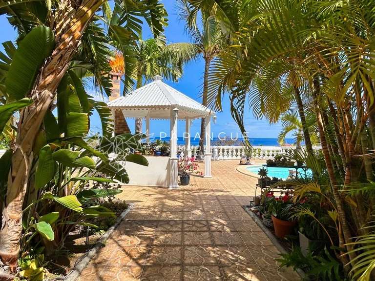 House with Sea view Saint-gilles-les-bains - 5 bedrooms - 145m²