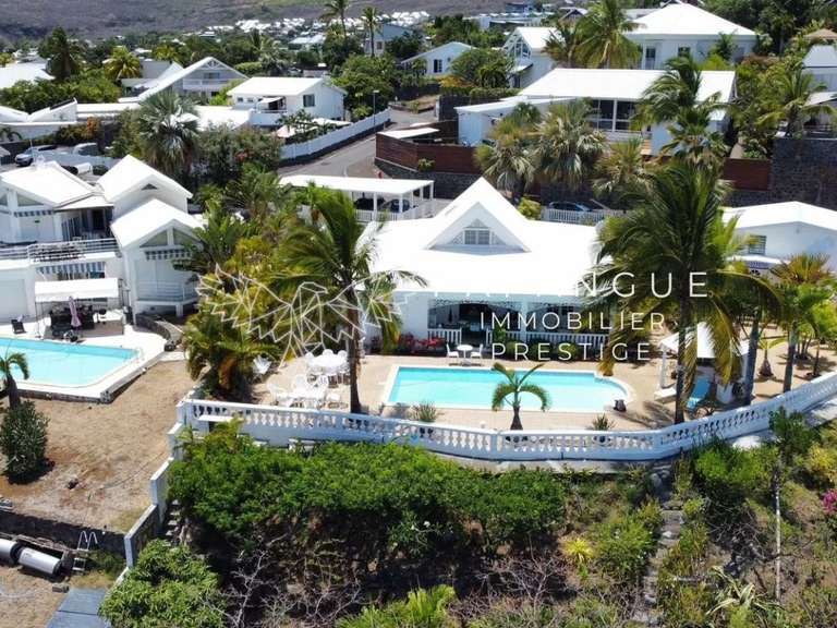 House with Sea view Saint-gilles-les-bains - 5 bedrooms - 145m²