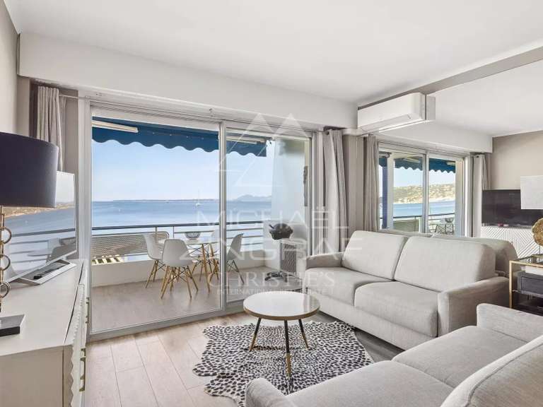 Appartement avec Vue sur mer Cap-d-antibes - 1 chambre - 58m²