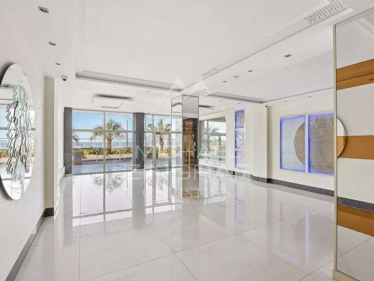 Appartement avec Vue sur mer Cap-d-antibes - 1 chambre - 58m²