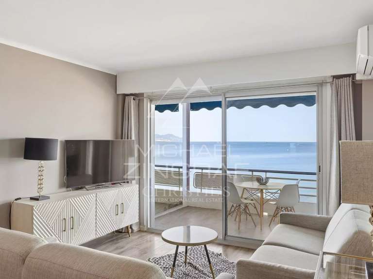 Appartement avec Vue sur mer Cap-d-antibes - 1 chambre - 58m²